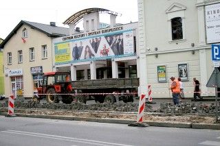 Budowa parkingu przed Centrum Kultury